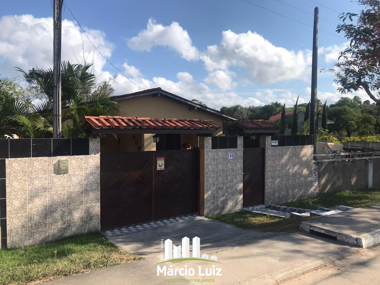 Casa à venda em Gravatá na perimetral