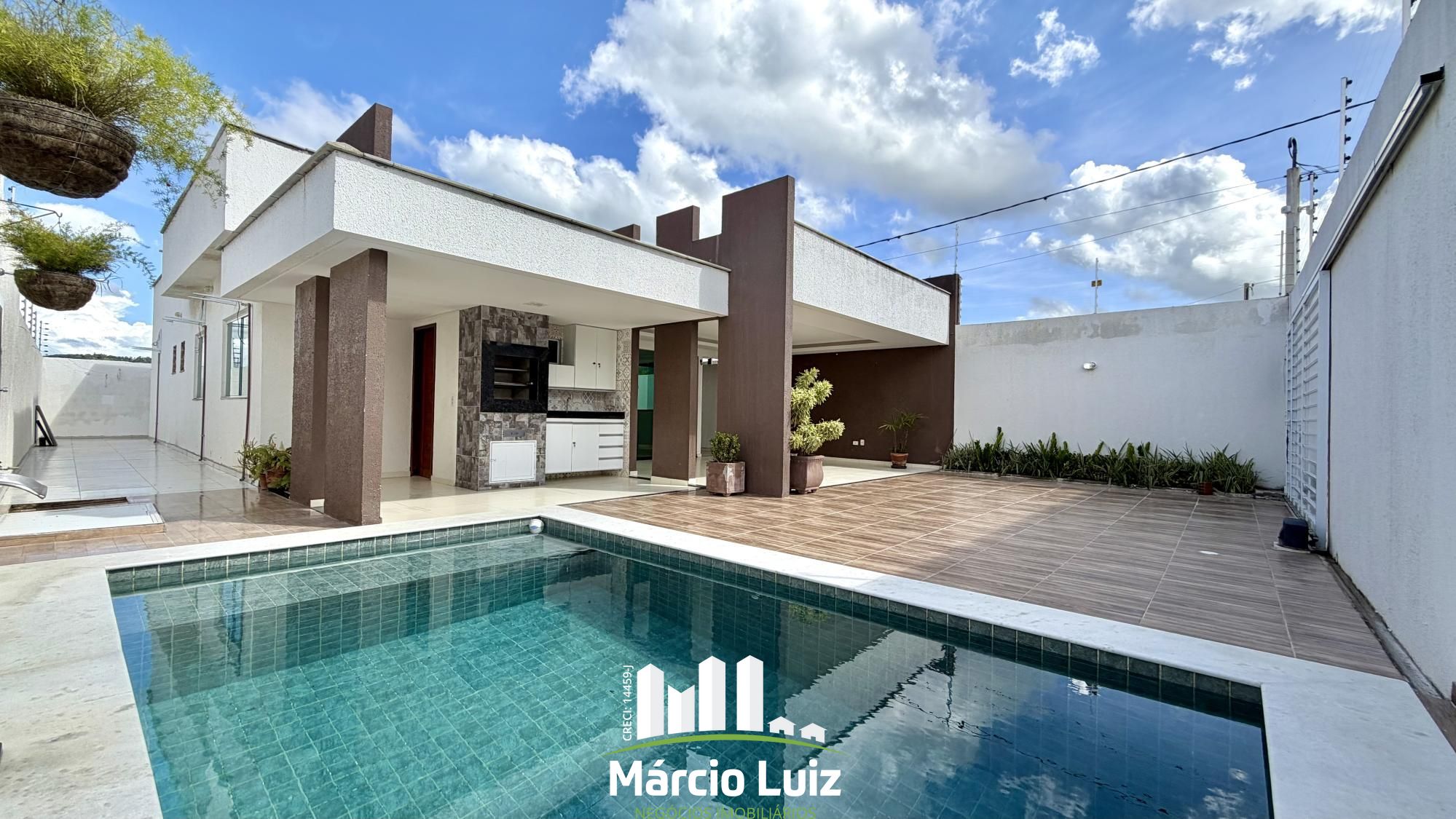 Casa com 03 Quartos à Venda em Gravatá no Riacho do Mel