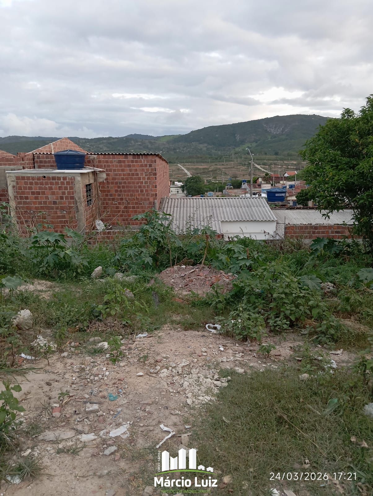 Terreno para Venda em Cruzeiro