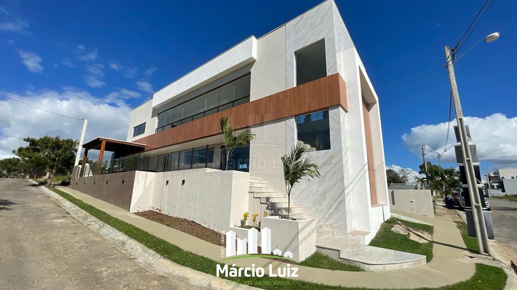 Casa de alto padrão a venda no Condomínio Portal de Vigo