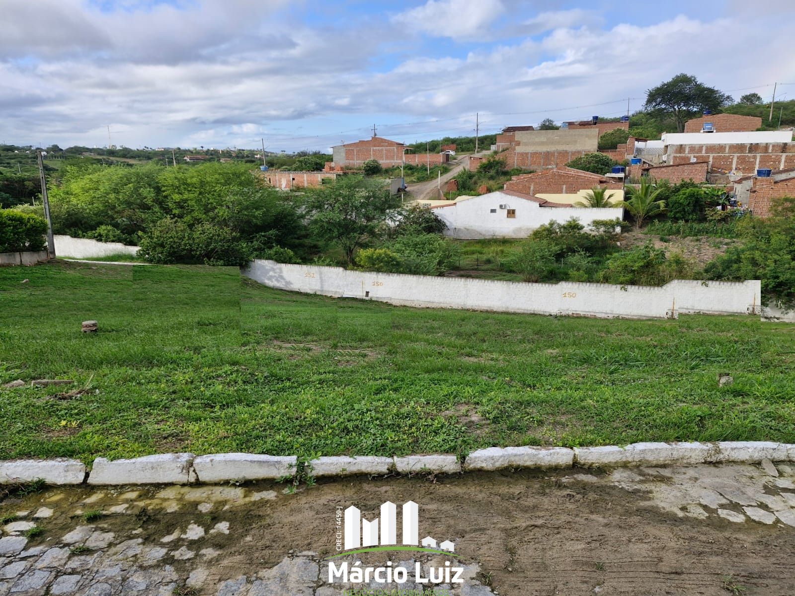 Terreno à venda em Gravatá no Condomínio Maisons de France