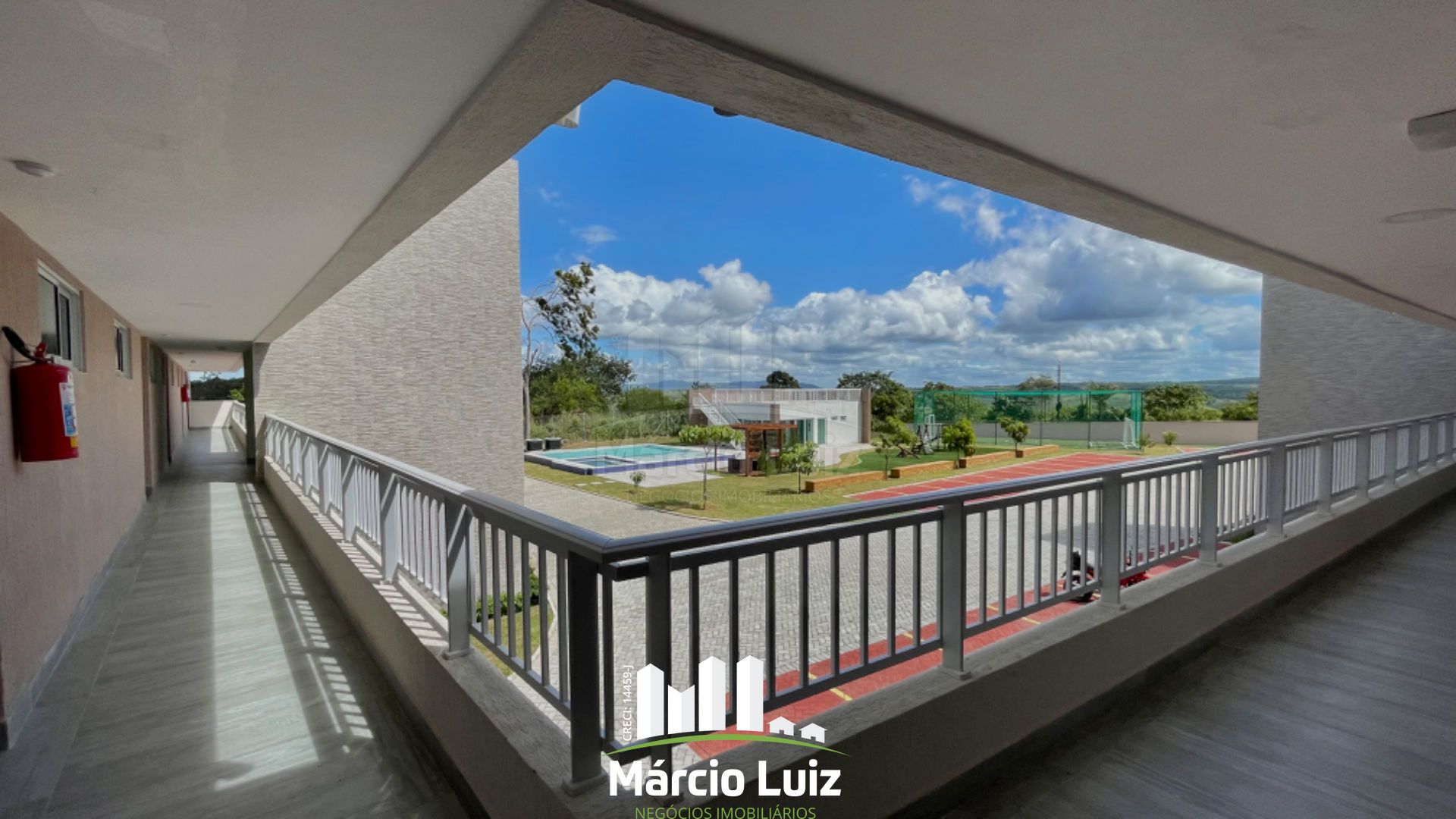 Apartamento mobiliado à venda em Gravatá