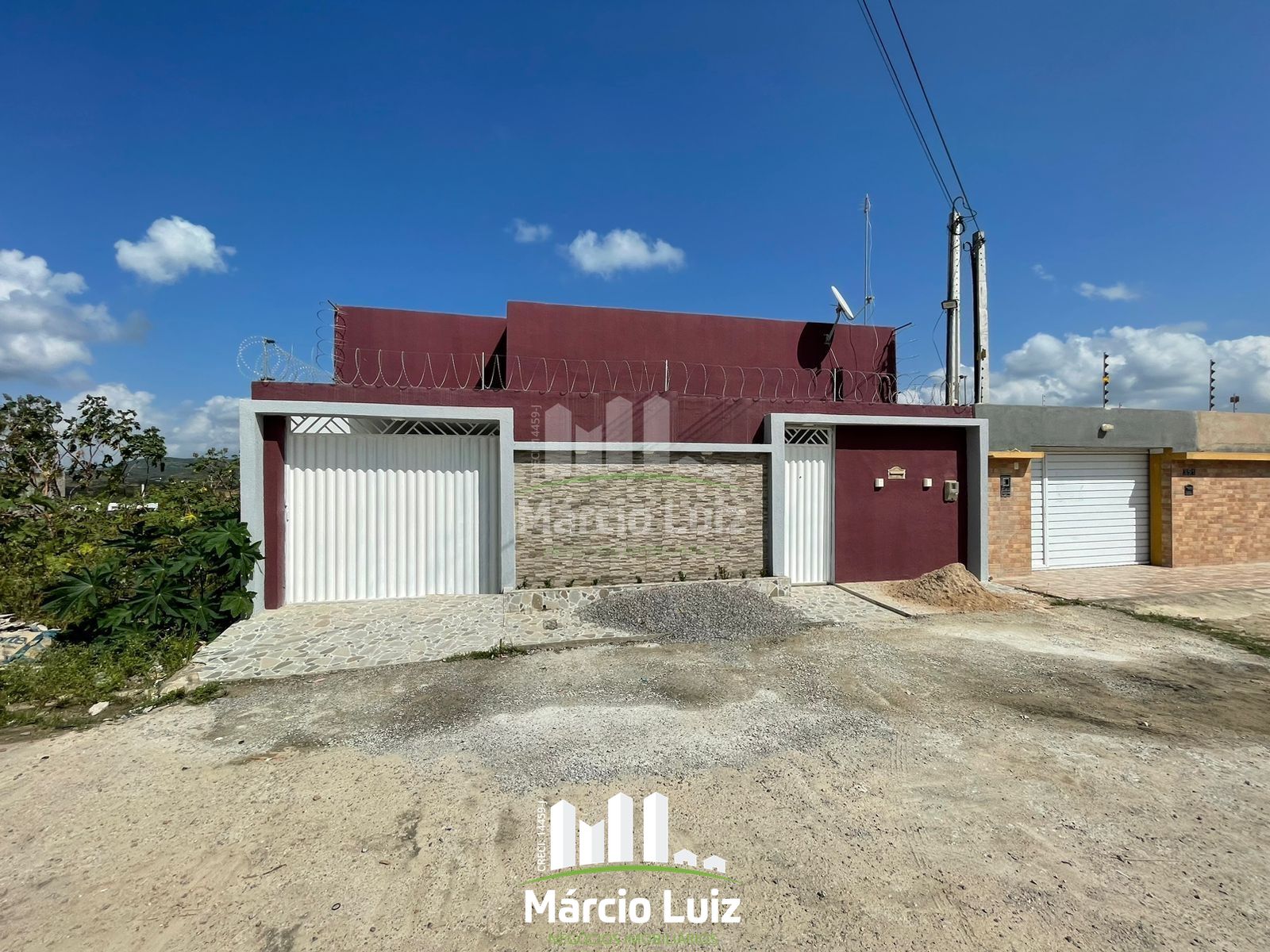 Casa com 03 quartos à venda em Gravatá no Loteamento Riacho do Mel