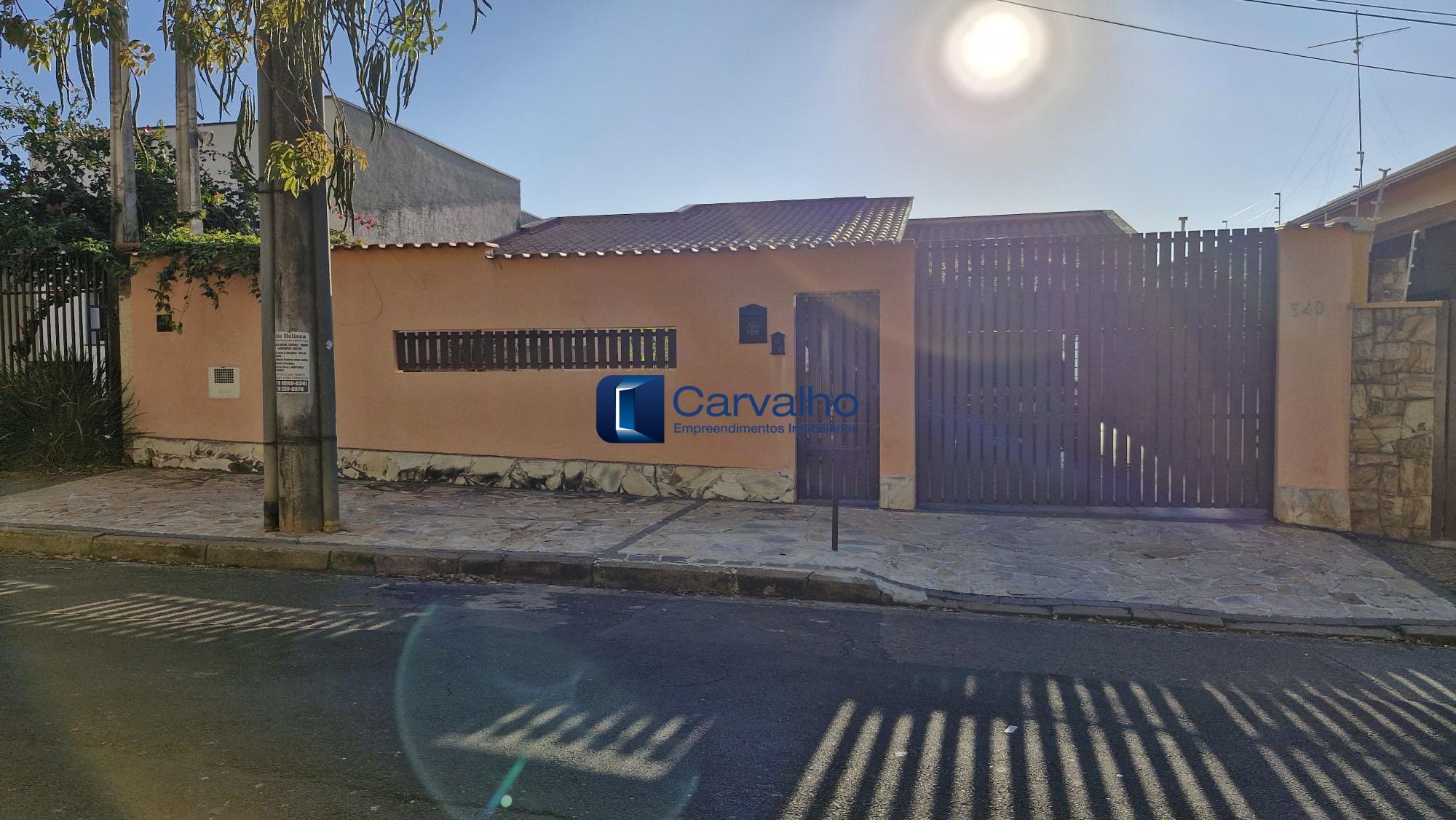 Casa 2 quarto, sendo 1 suíte e 4 vagas Jardim Santa Genebra CampinasSP