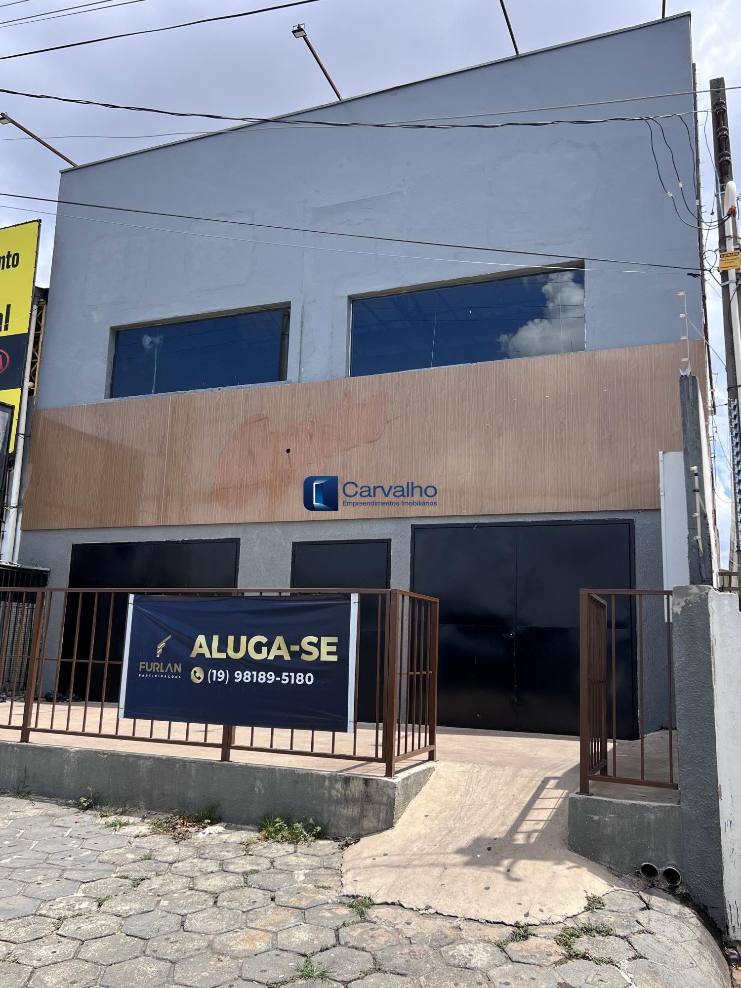 Galpão Comercial com Mezanino e Escritório nos Campos Elíseos – Campinas