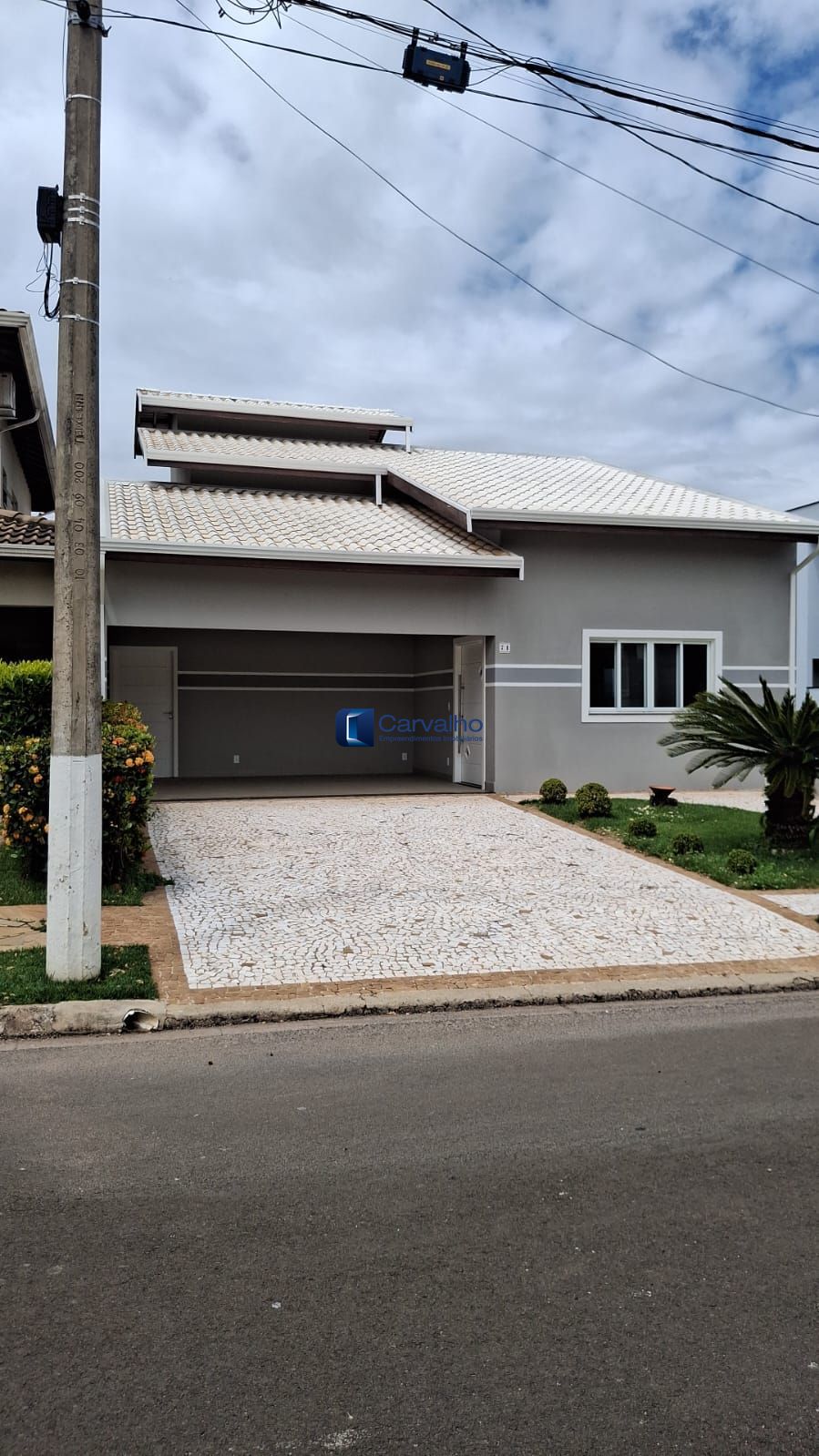 Casa à Venda e Locação Condomínio Campos Conde I, Paulinia.