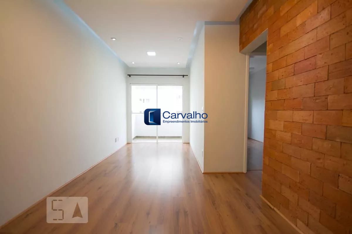 Apartamento 72m² com 2 Quartos, Varanda e Localização Privilegiada