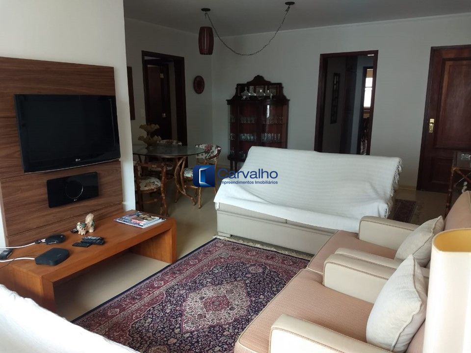 Apartamento com 3 quartos à venda no Condomínio Edifício Anna Paola no Cambuí.