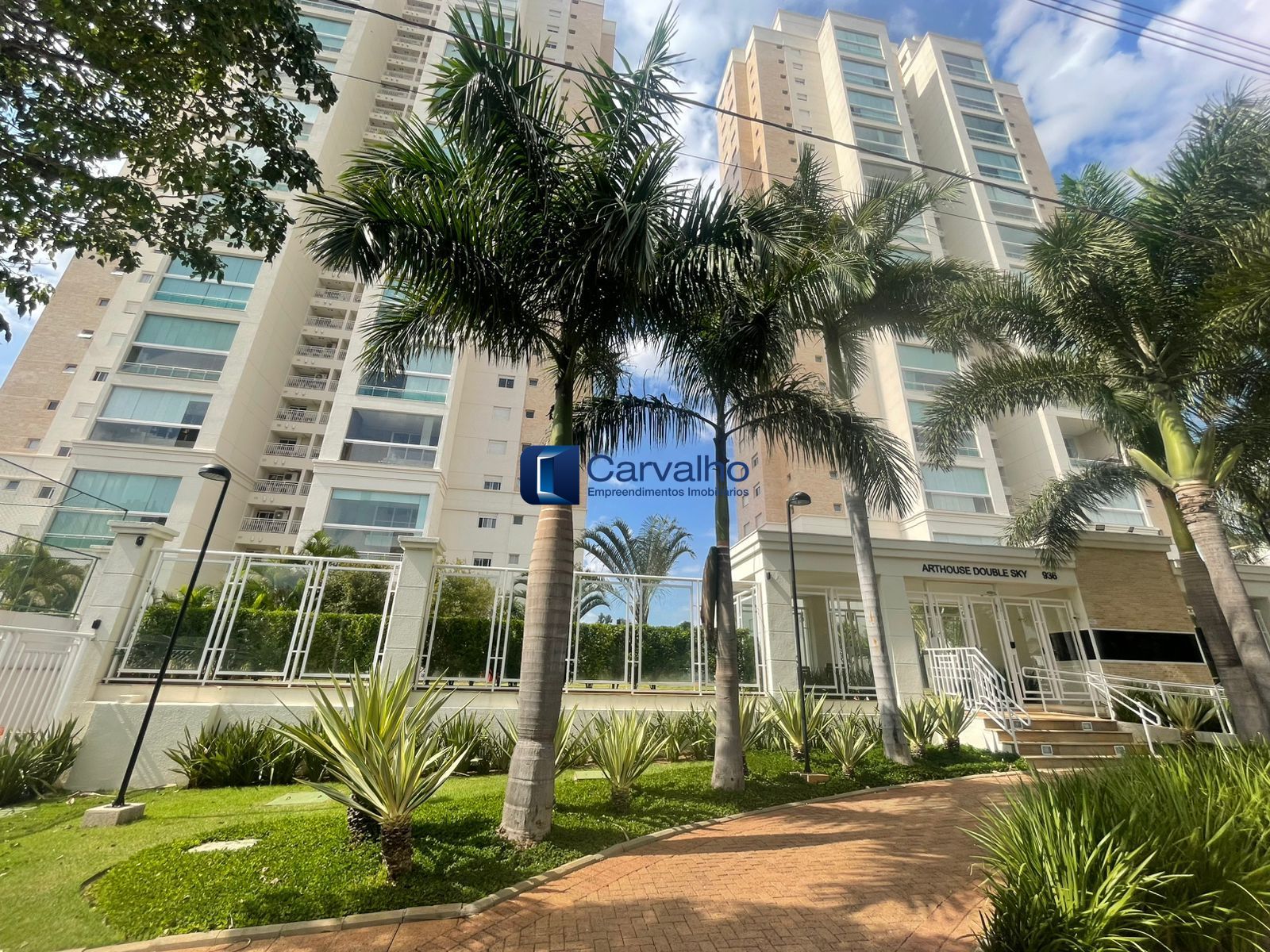 Apartamento para locação – ArtHouse Double Sky | 188 m² | Alto padrão