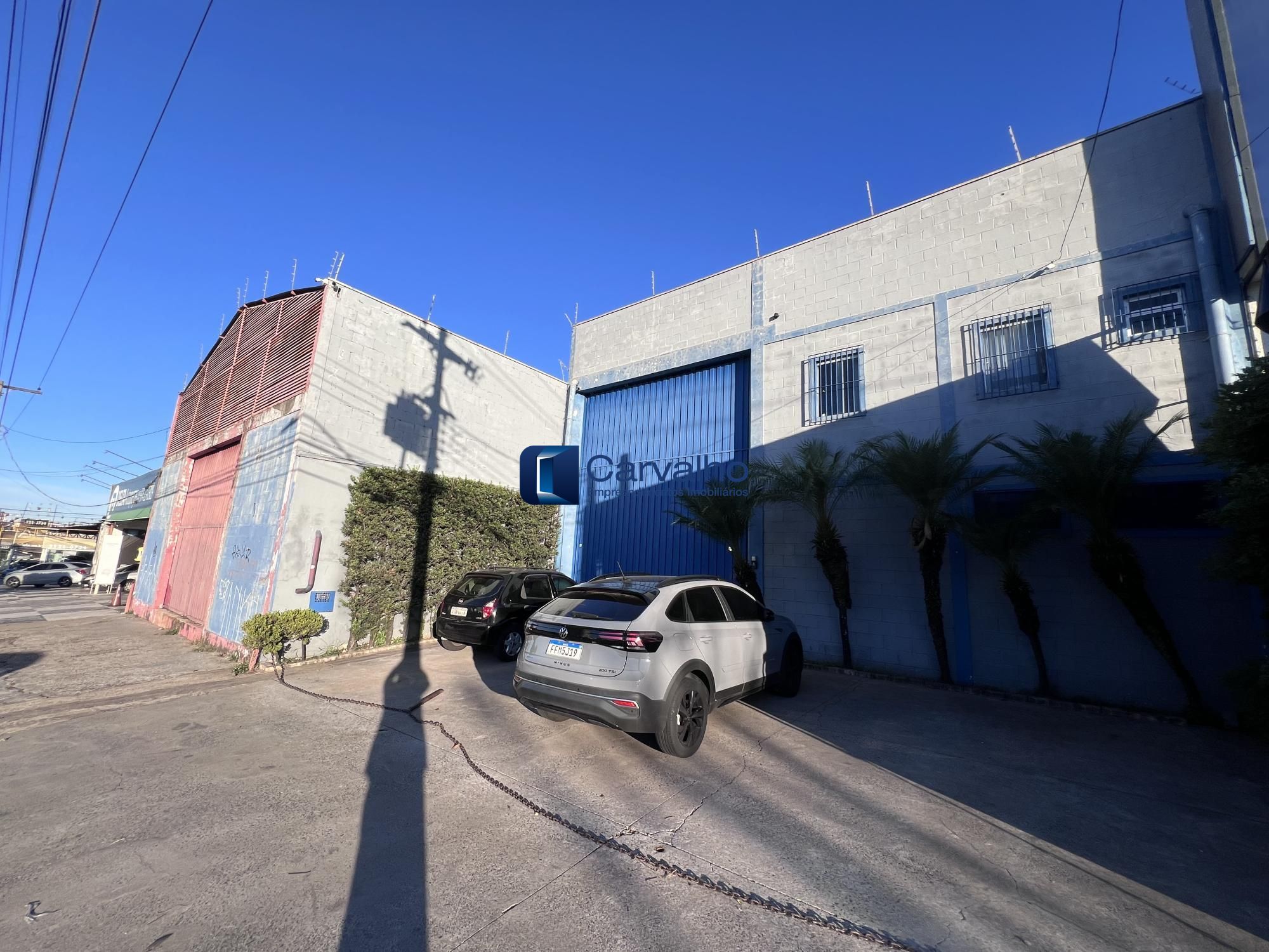 Galpão Comercial Amplo no Campos Elíseos – 905 m² | Excelente Localização