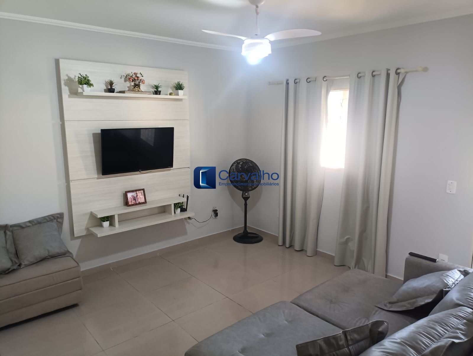Chácara à Venda no Condomínio Panorama em Hortolândia com 3 Quartos