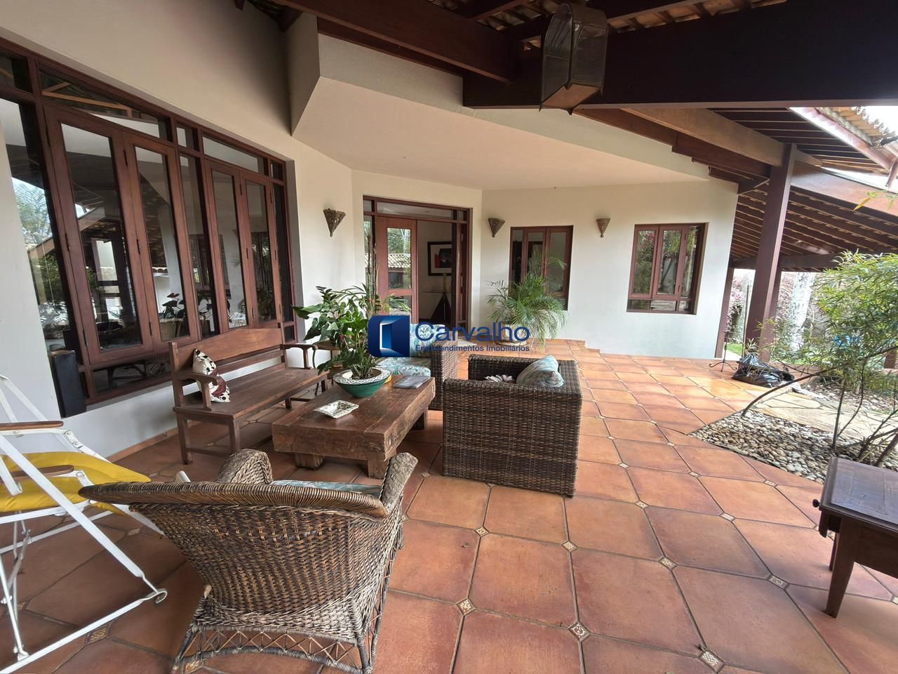 Casa Arborizada com Piscina no Condomínio Alto das Palmeiras (Gramado)