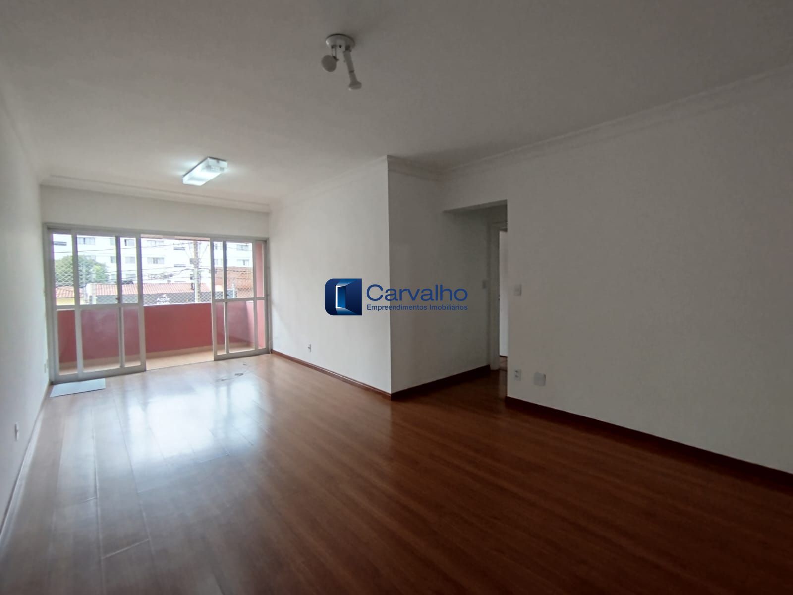 Apartamento para Locação no Cambuí com 3 Quartos (1 Suíte) e 112 m²