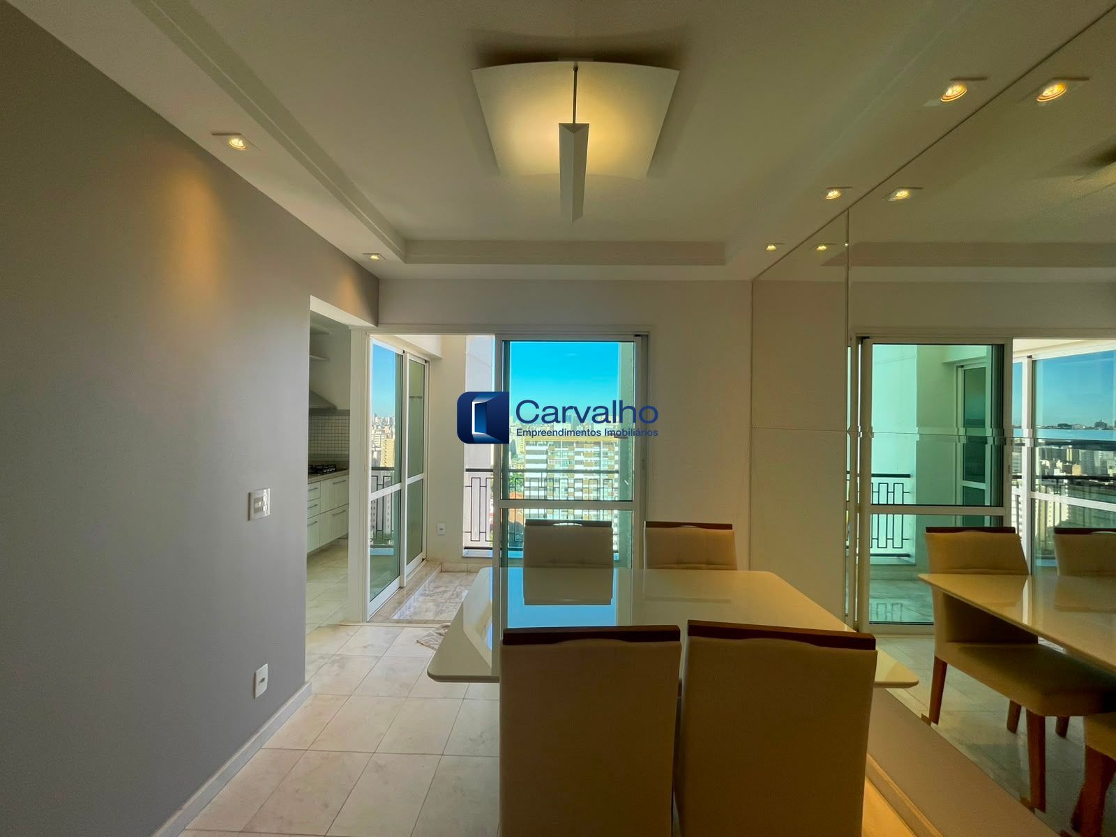 Apartamento mobiliado à venda – 60 m², 2 dormitórios, varanda gourmet e 2 vagas