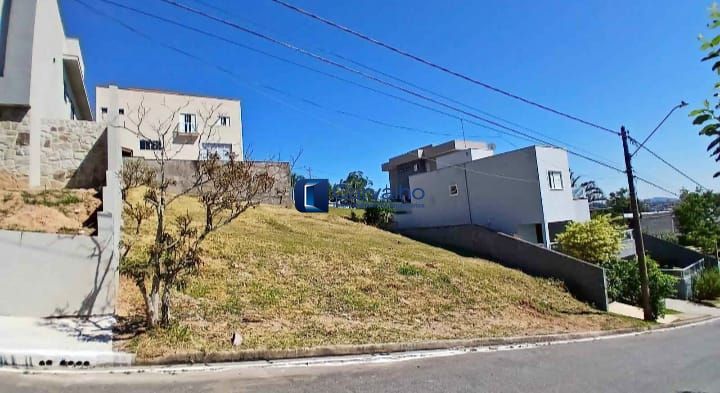 TERRENO DE CONDOMINIO