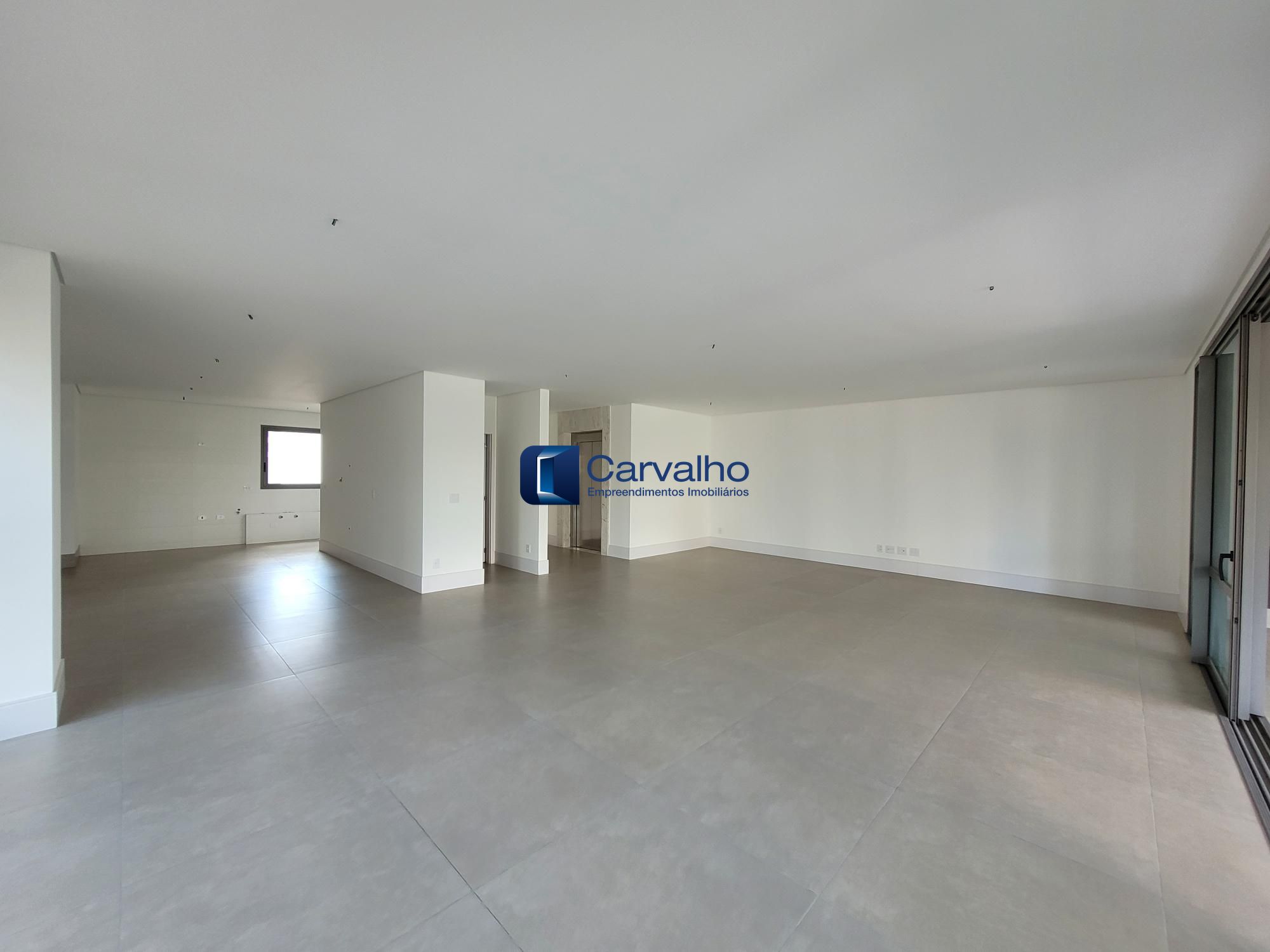 Apartamento à venda 3 suítes, 4 vagas, Le Reve, Cambuí