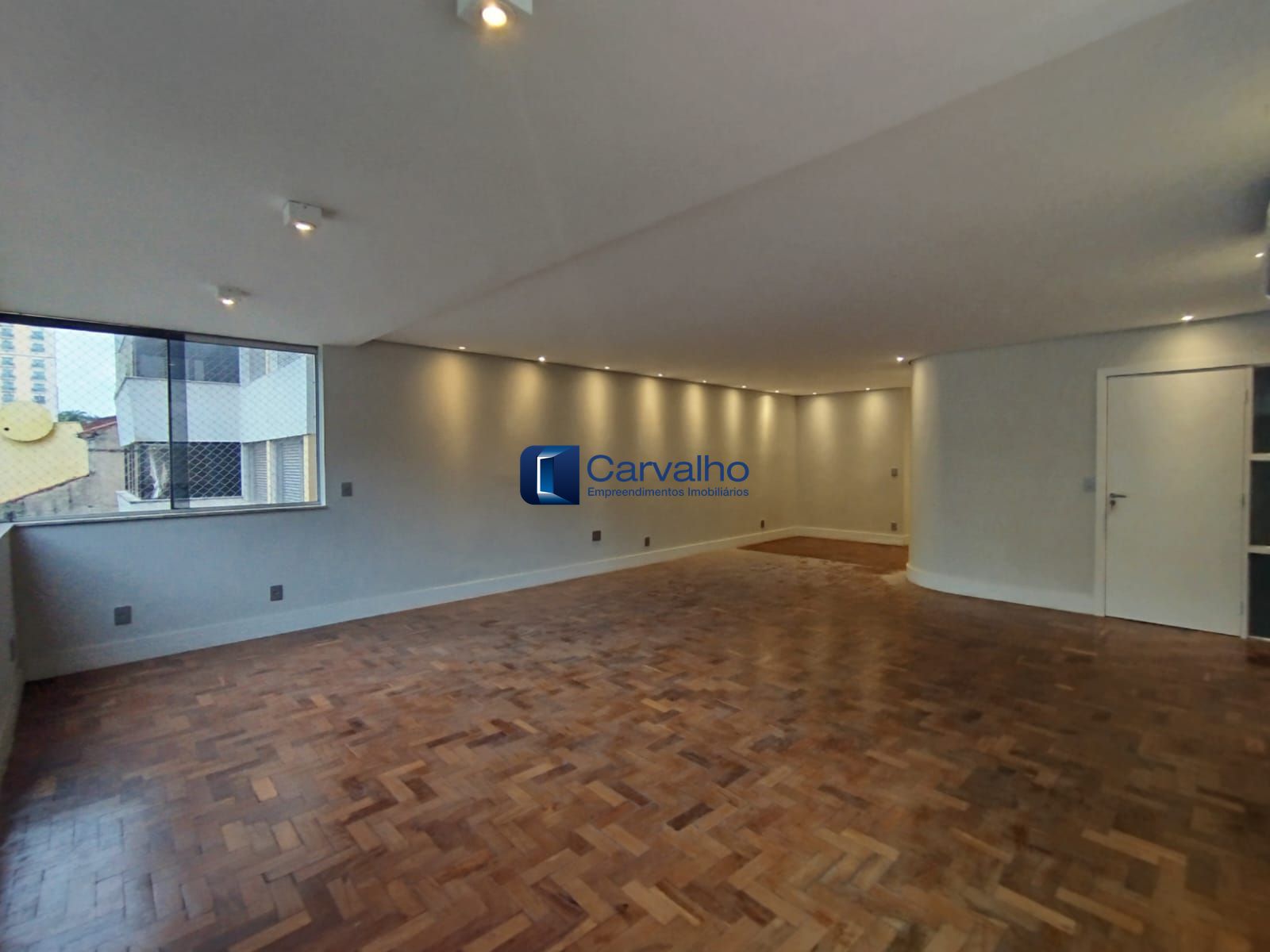 Apartamento à venda Centro de Convivência Campinas 2 suítes 170m² amplo