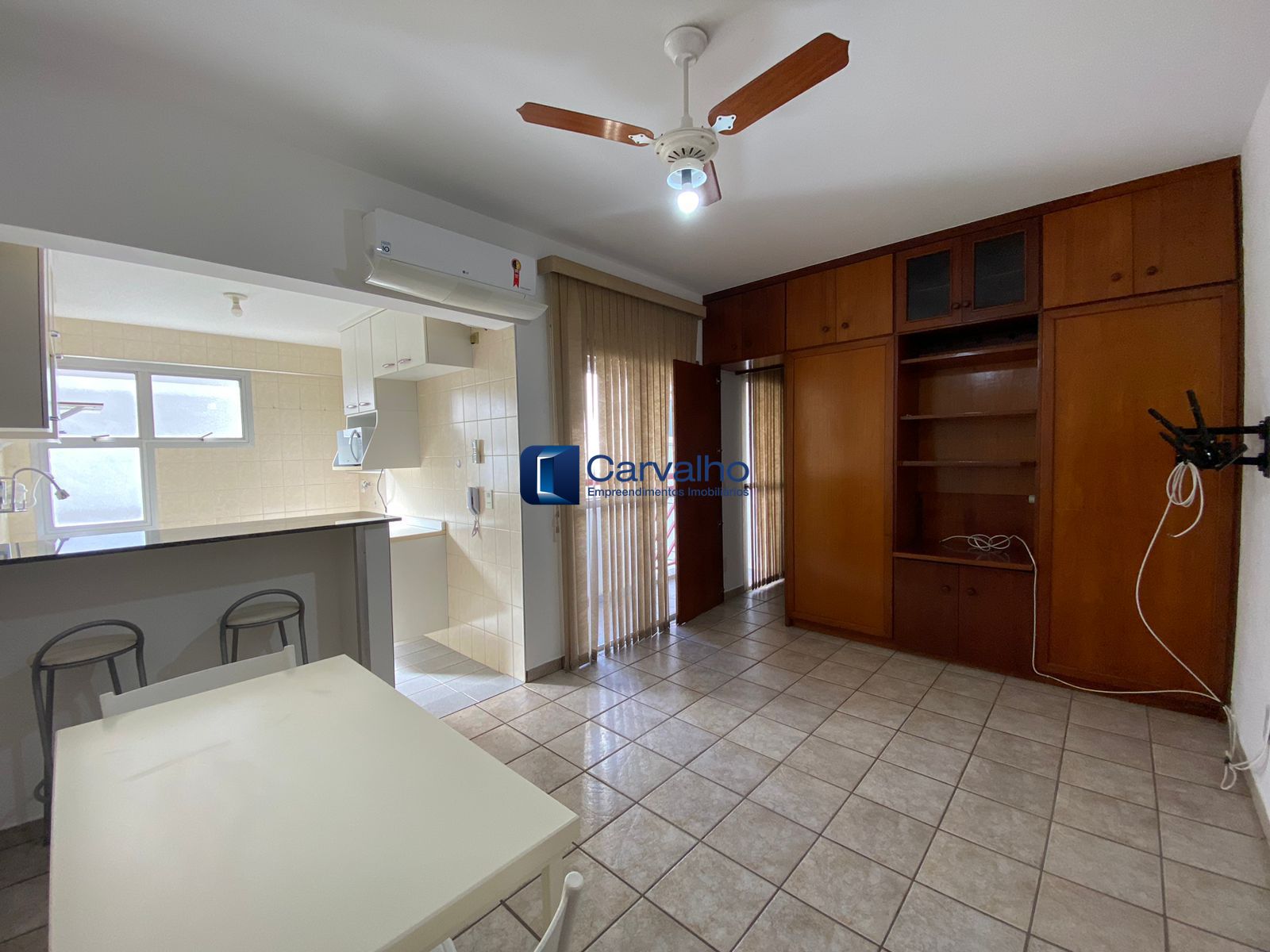 Apartamento Mobiliado para Locação com 56m², Ar-Condicionado e 1 Vaga
