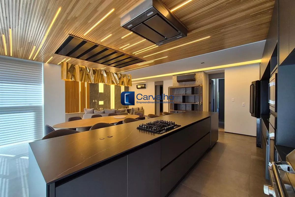 Apartamento Mobiliado e Reformado com 2 Quartos no Cambuí