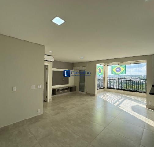 Apartamento para alugar com 200m², 3 quartos e 4 vagas