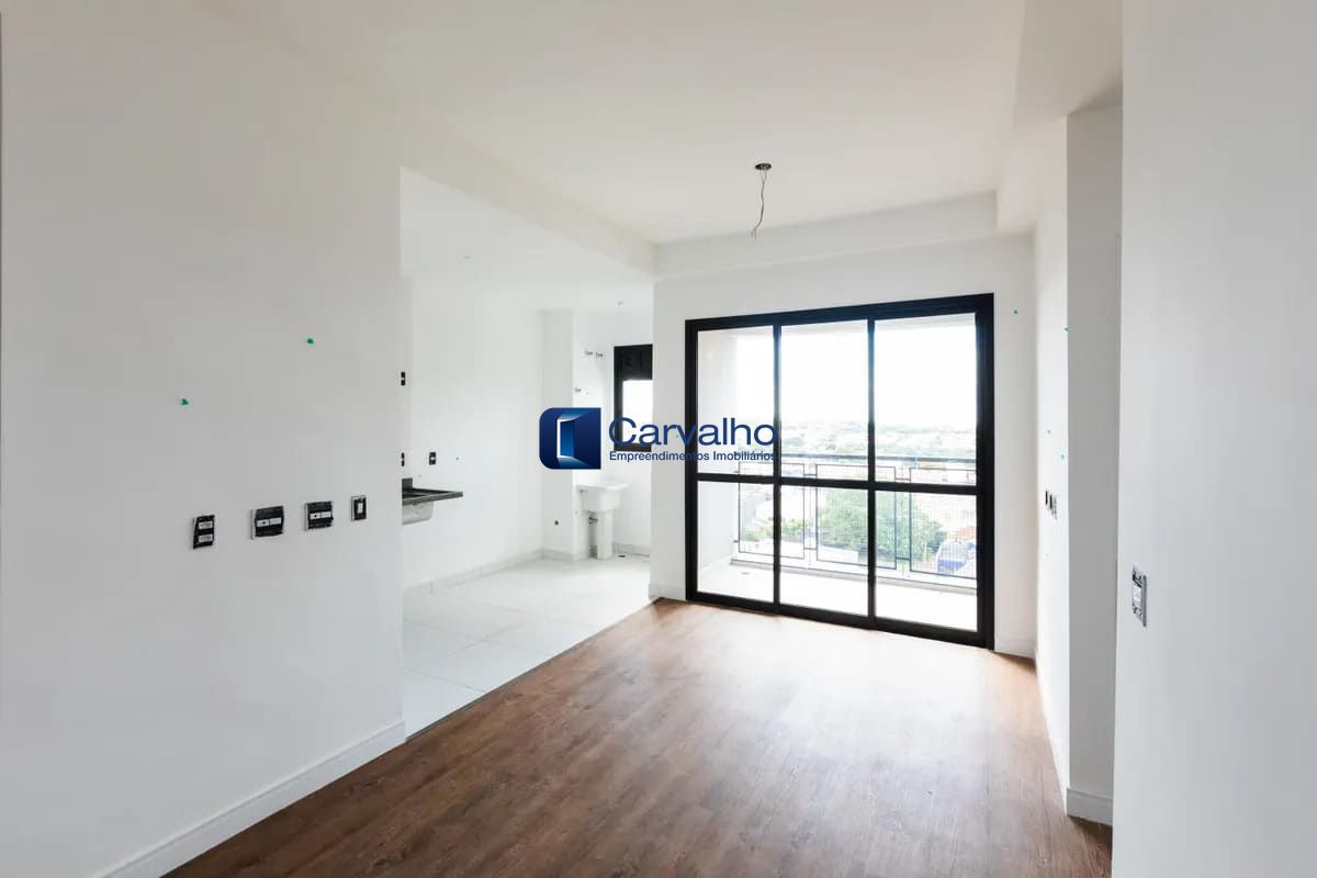Apartamento à Venda com 2 Quartos e 2 Vagas Próximo à Lagoa do Taquaral
