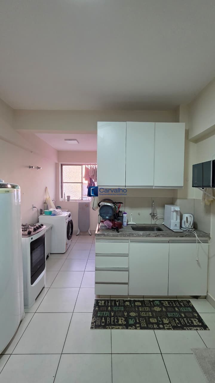 Apartamento à venda no Cambuí no Condomínio Alecrins com 3 quartos e vaga