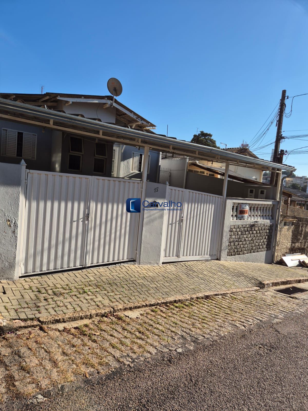 Casa com Edícula em bairro tradicional, próximo ao Centro da cidade!