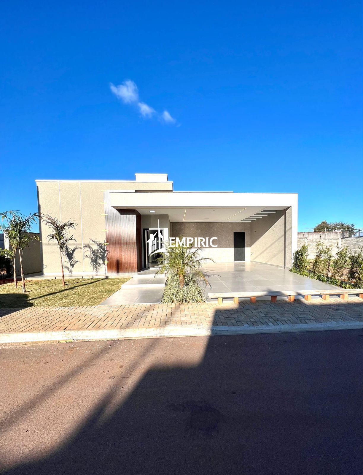 Casa à venda em Uvaranas, Ponta Grossa — Portal Chave Fácil