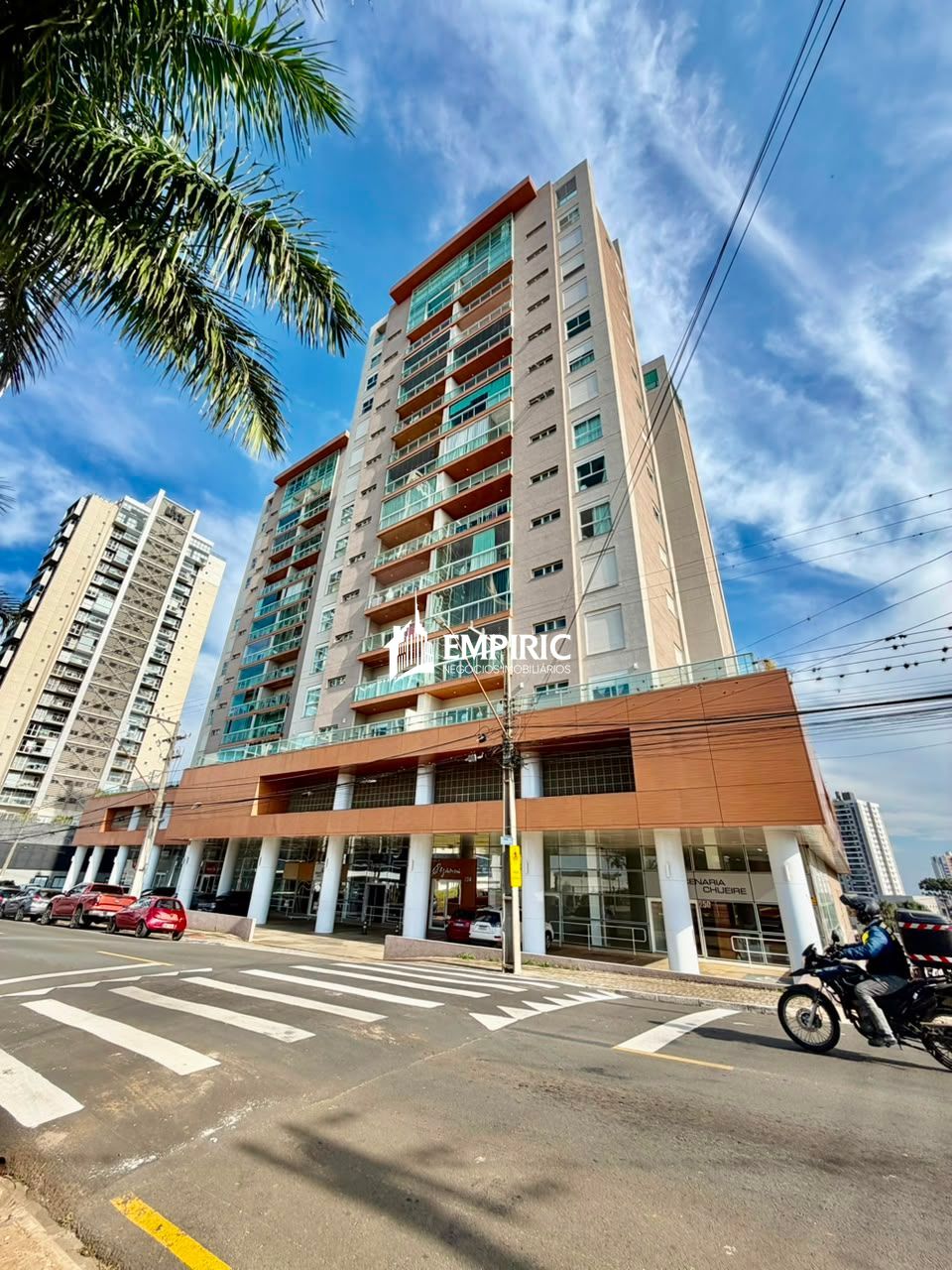 Apartamento à venda e para alugar em Oficinas, Ponta Grossa — Portal Chave Fácil