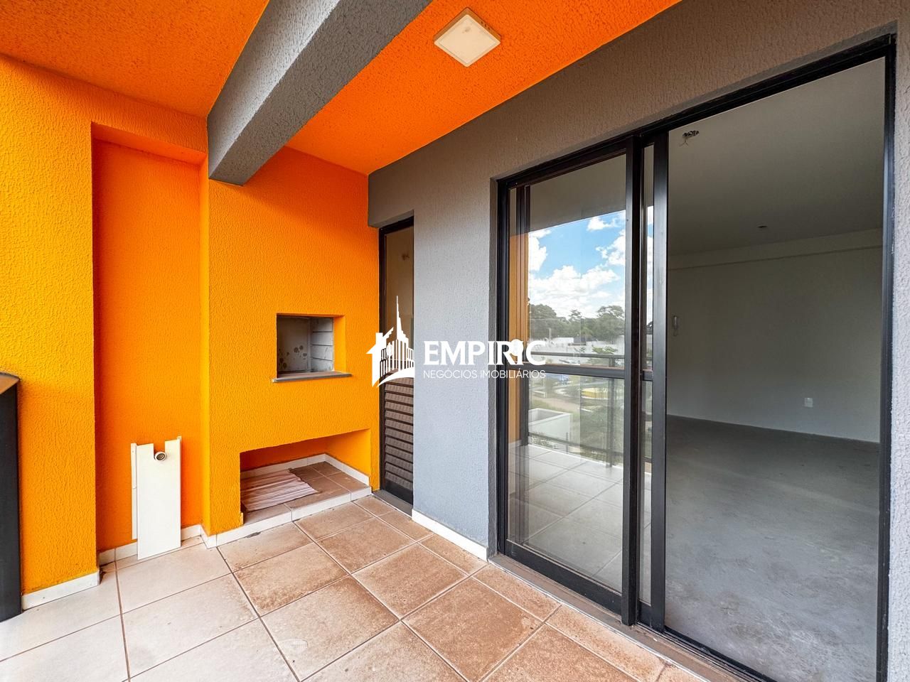 Apartamento à venda em Uvaranas, Ponta Grossa — Portal Chave Fácil