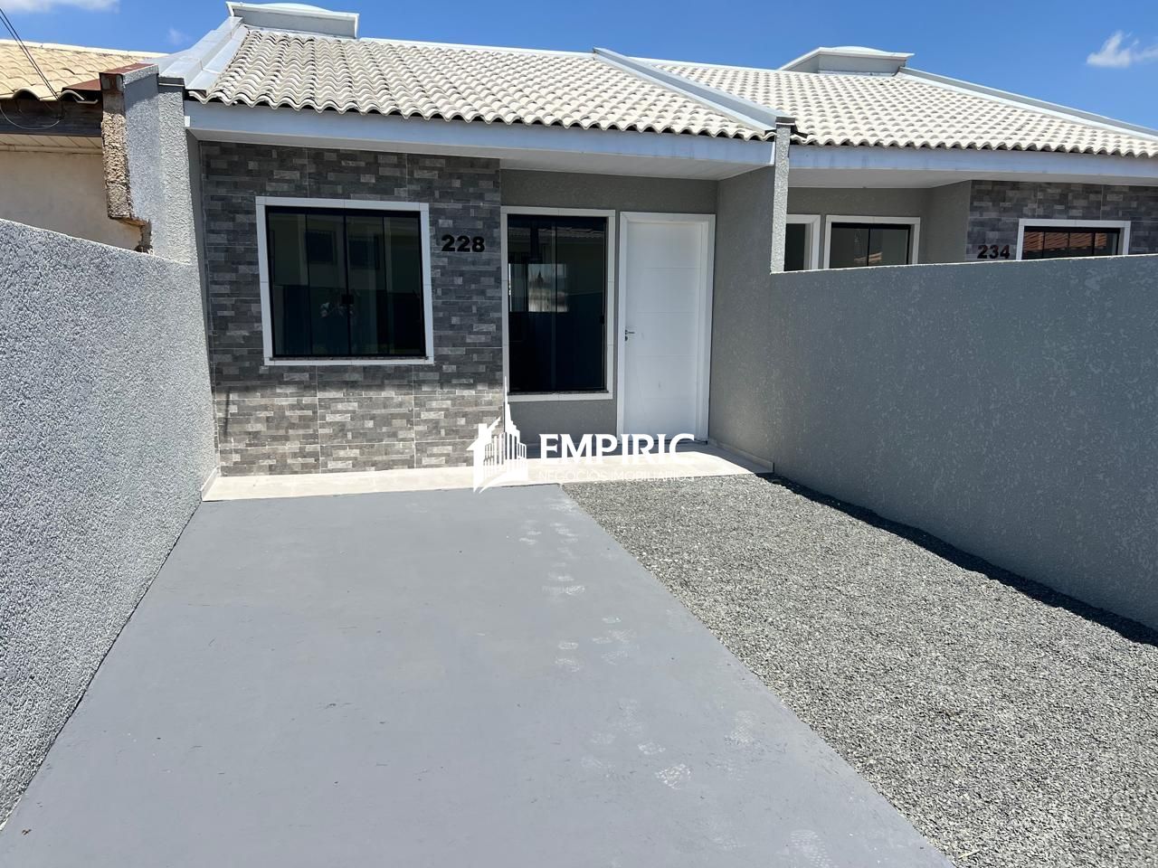 Casa à venda em Cará-cará, Ponta Grossa — Portal Chave Fácil