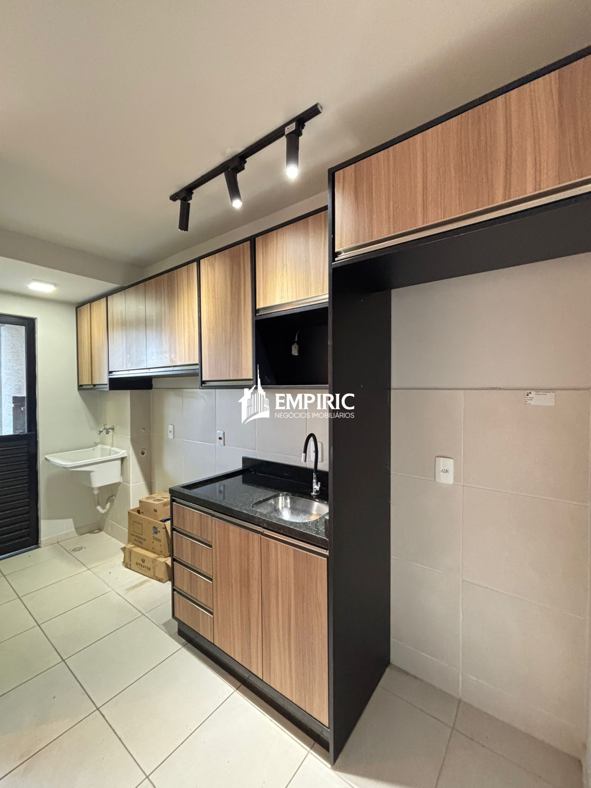 Apartamento à venda em Uvaranas, Ponta Grossa — Portal Chave Fácil