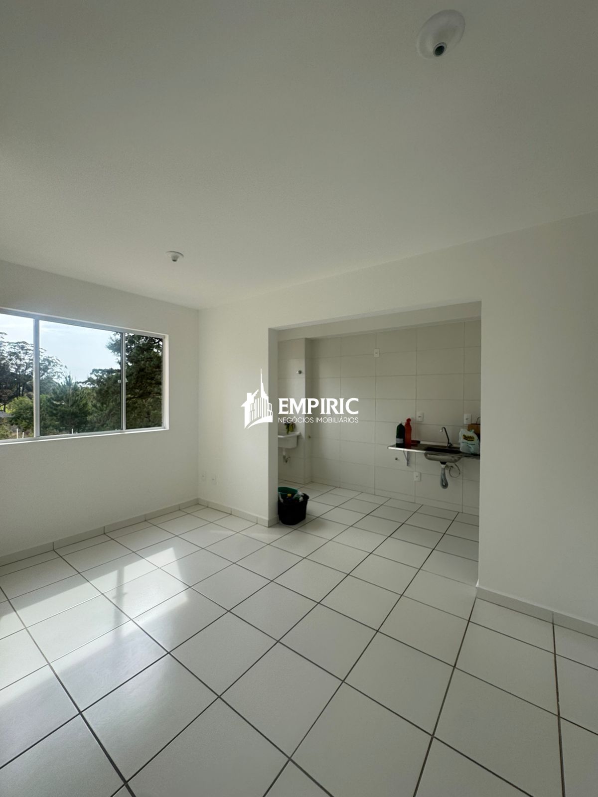 Apartamento à venda em Uvaranas, Ponta Grossa — Portal Chave Fácil