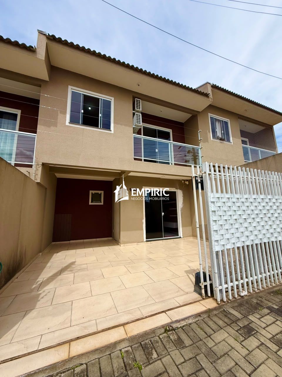 Casa à venda em Uvaranas, Ponta Grossa — Portal Chave Fácil