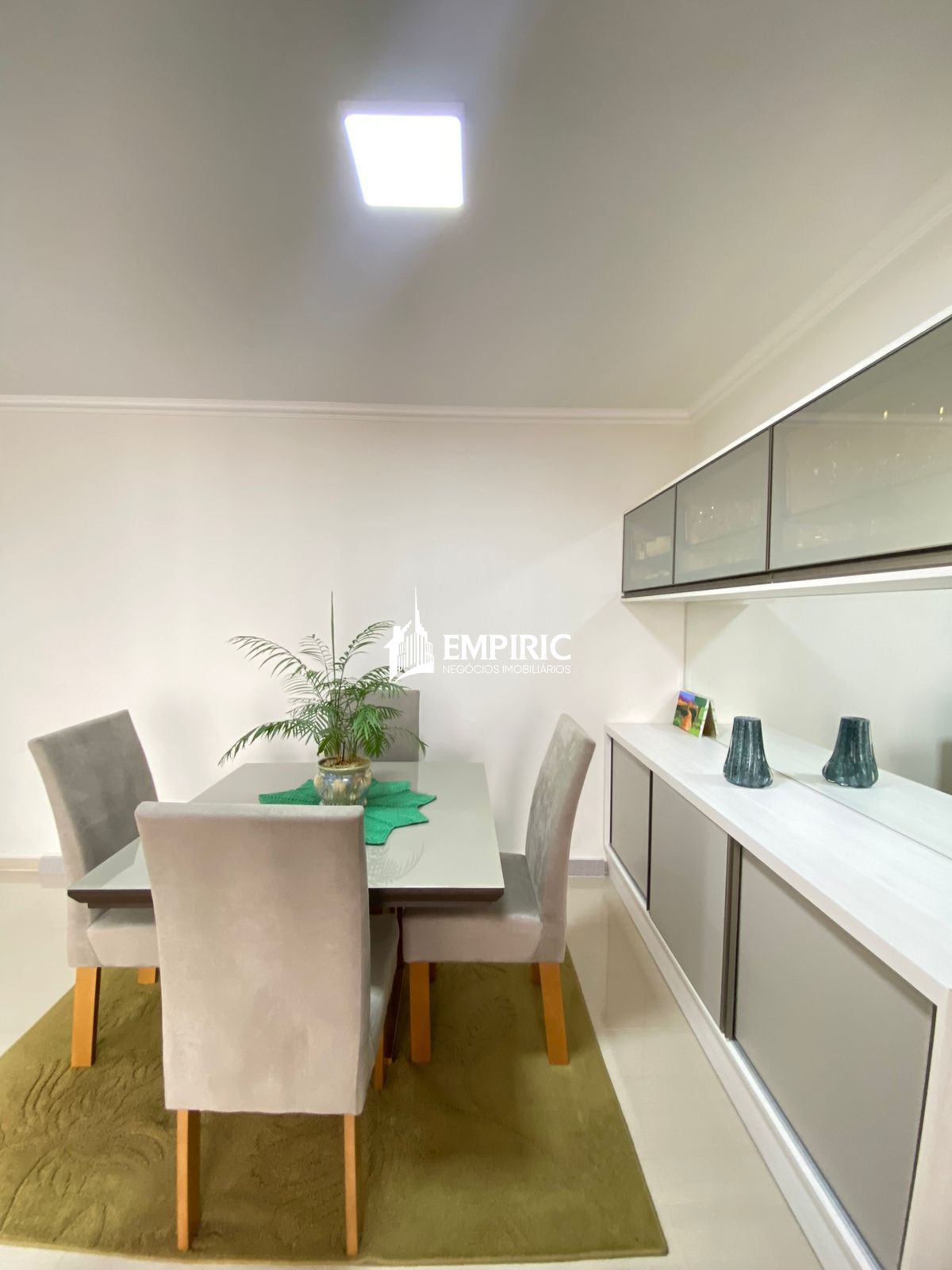 Apartamento à venda em Jardim Carvalho, Ponta Grossa — Portal Chave Fácil