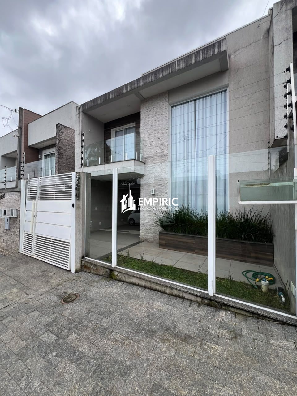 Sobrado para alugar em Boa Vista, Ponta Grossa — Portal Chave Fácil