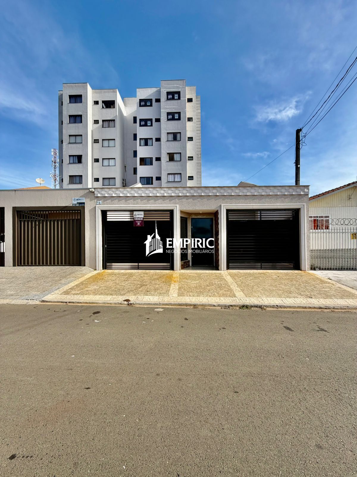 Casa à venda em Orfãs, Ponta Grossa — Portal Chave Fácil