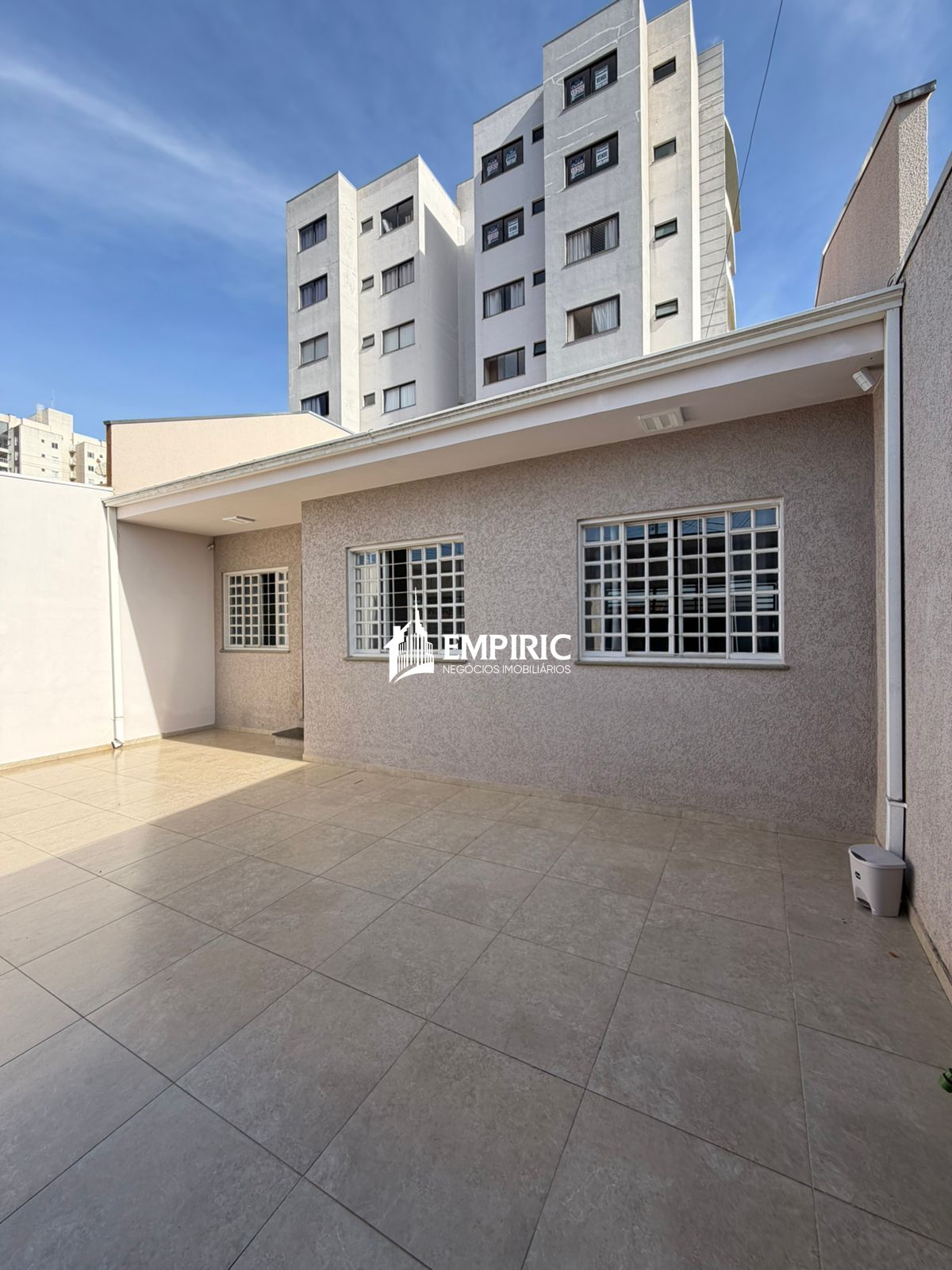 Casa à venda em Orfãs, Ponta Grossa — Portal Chave Fácil