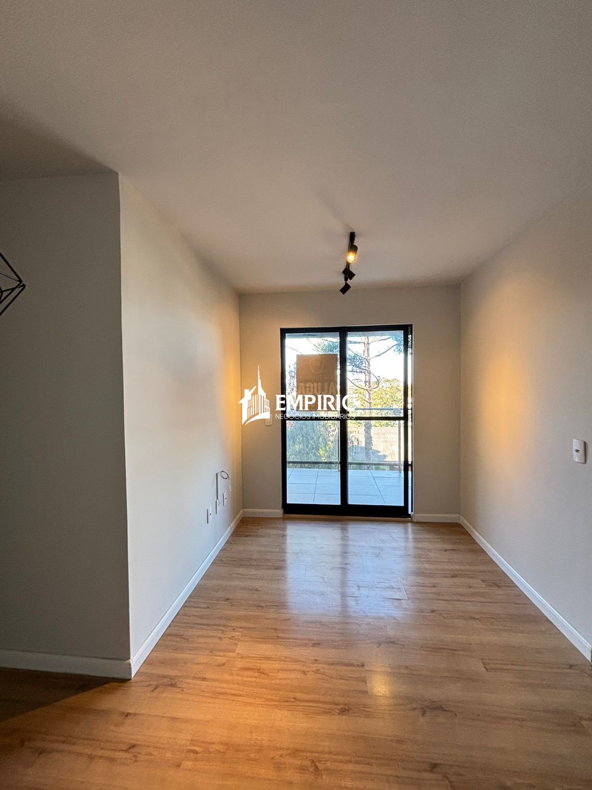 Apartamento à venda em Uvaranas, Ponta Grossa — Portal Chave Fácil