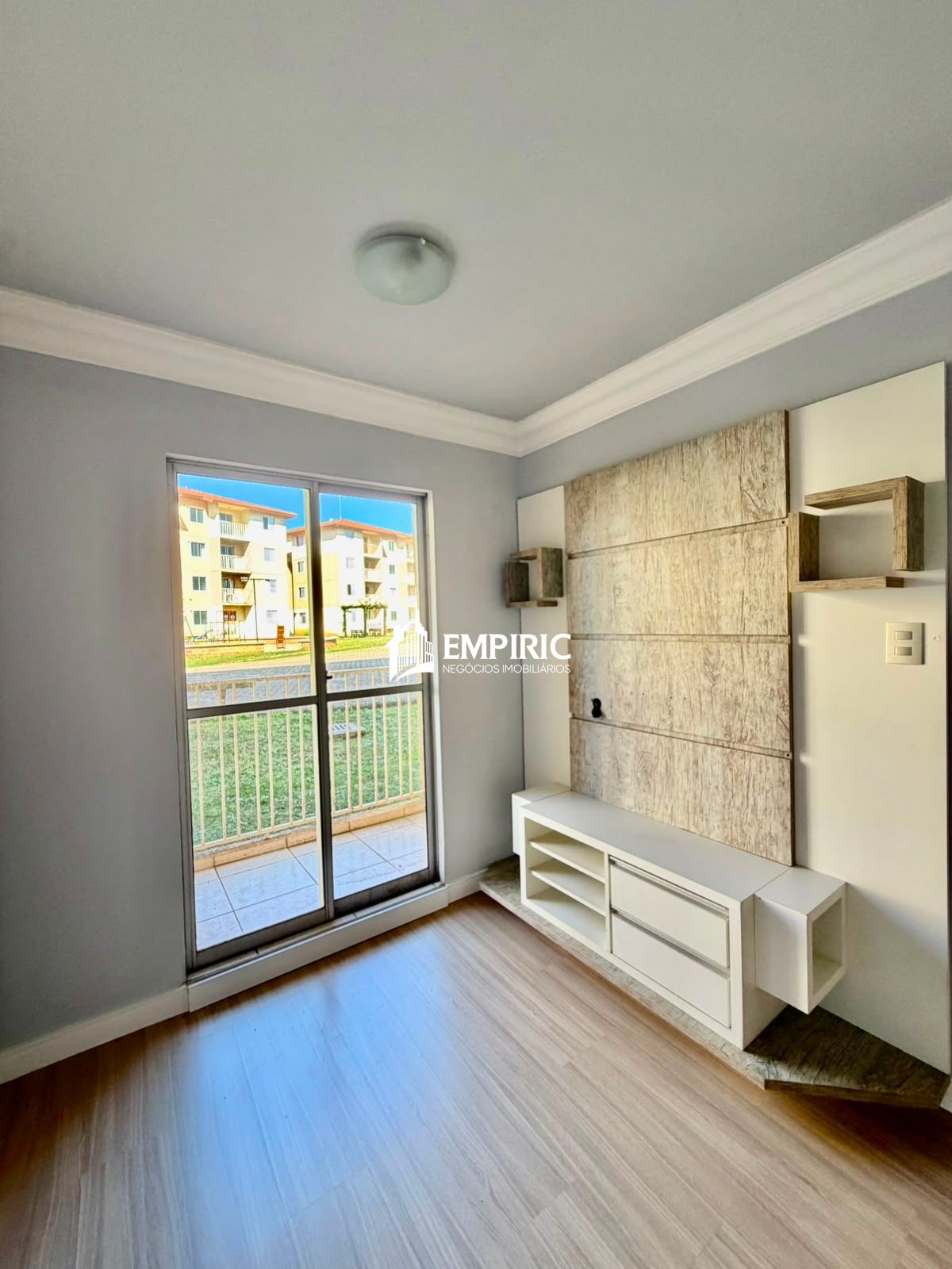 Apartamento à venda em Uvaranas, Ponta Grossa — Portal Chave Fácil