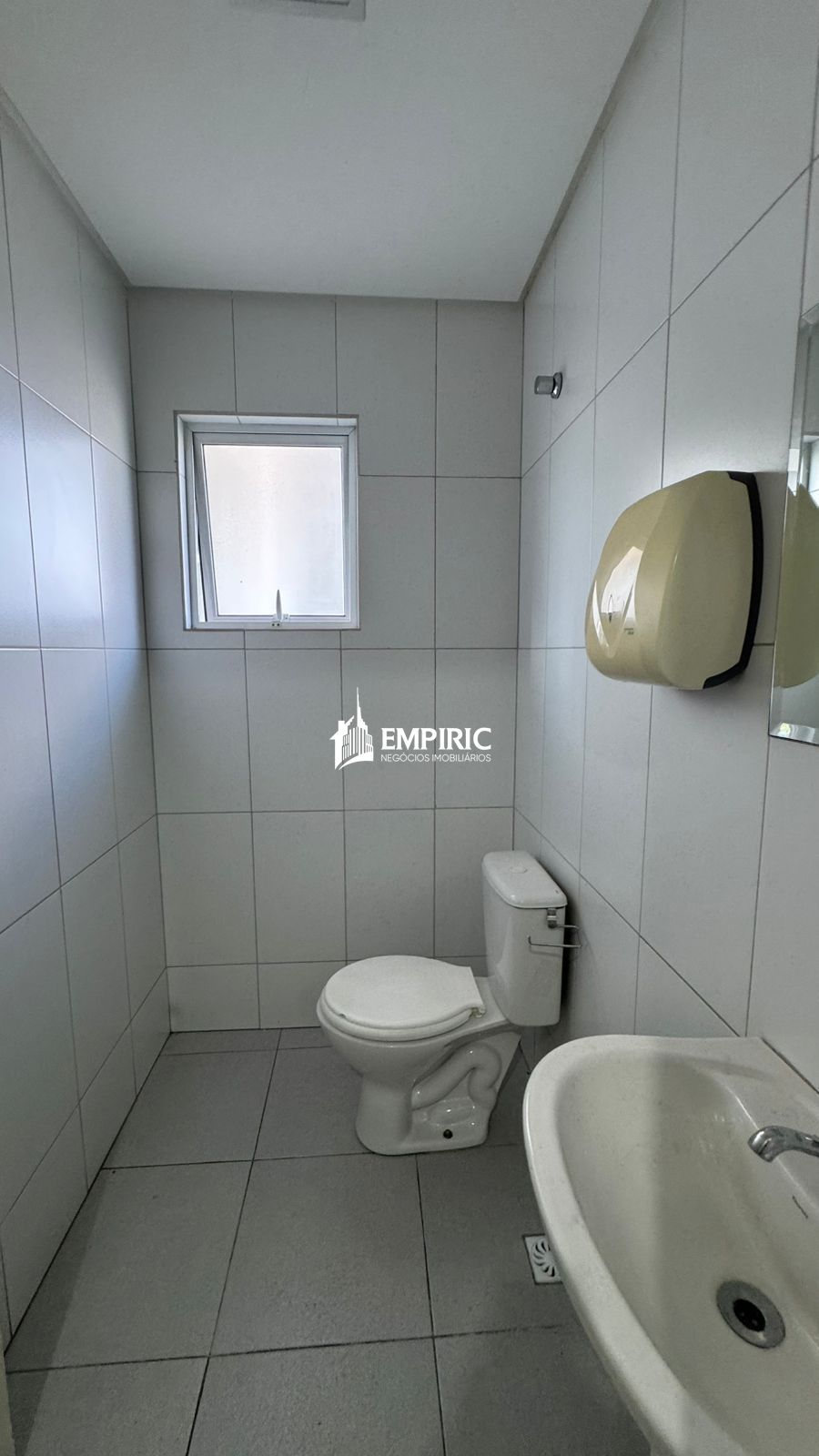 Sala/Conjunto Comercial para alugar em Centro, Ponta Grossa — Portal Chave Fácil