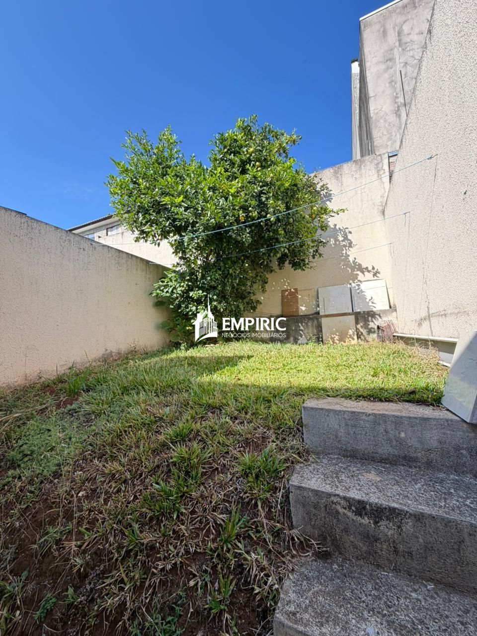Sobrado à venda em Neves, Ponta Grossa — Portal Chave Fácil