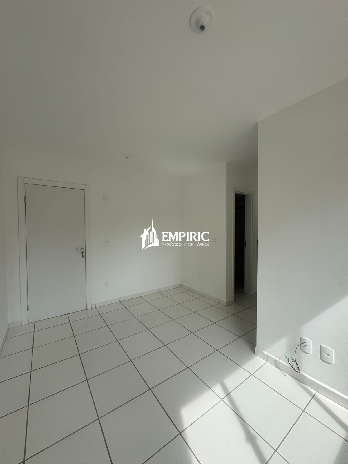 Apartamento à venda em Uvaranas, Ponta Grossa — Portal Chave Fácil