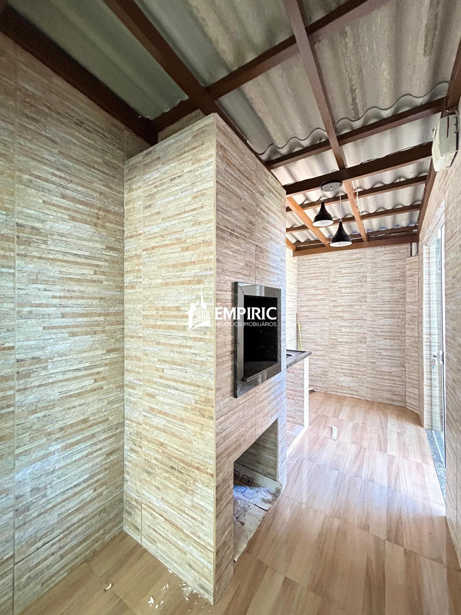 Casa à venda em Uvaranas, Ponta Grossa — Portal Chave Fácil