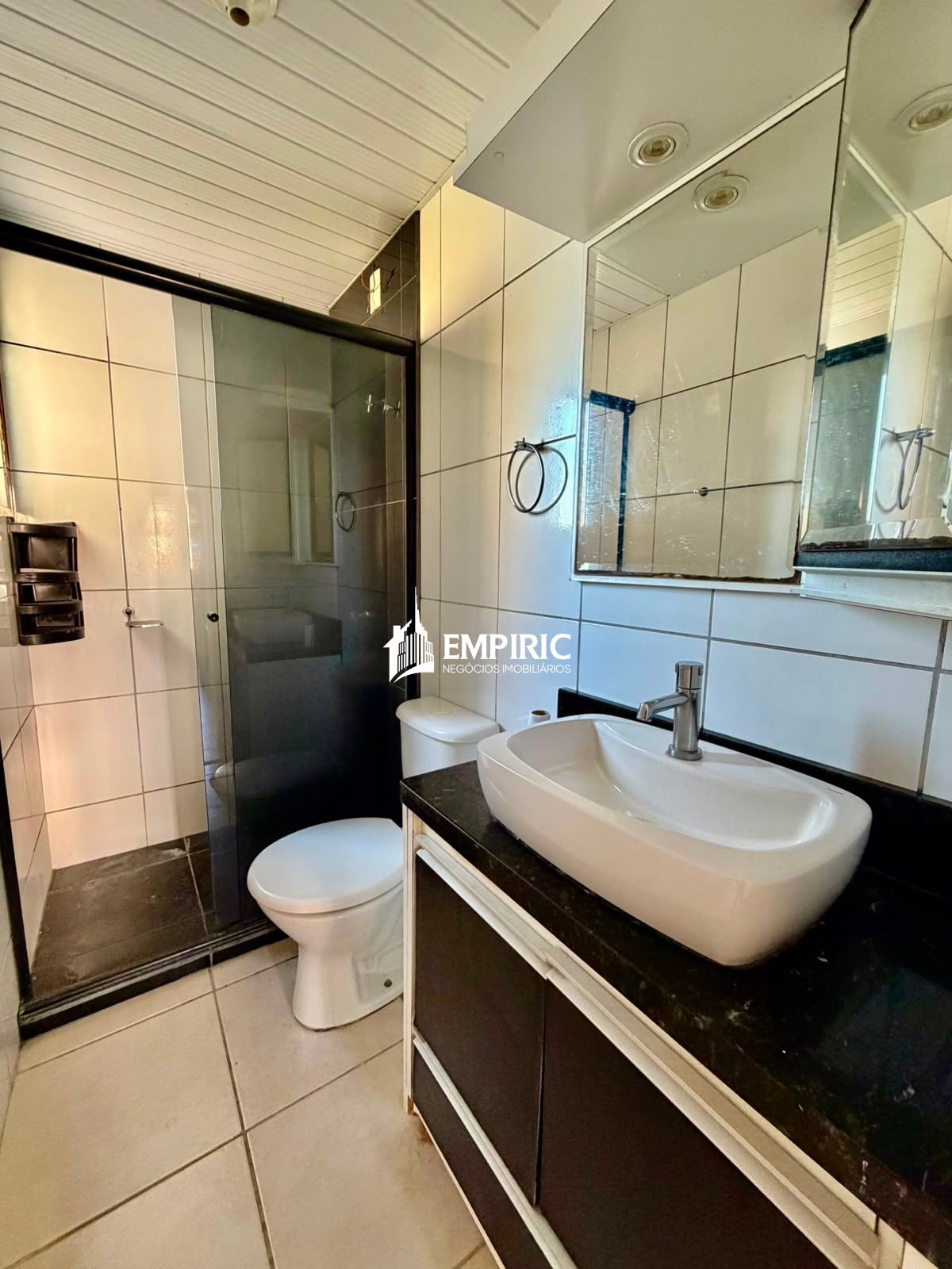 Apartamento à venda em Uvaranas, Ponta Grossa — Portal Chave Fácil