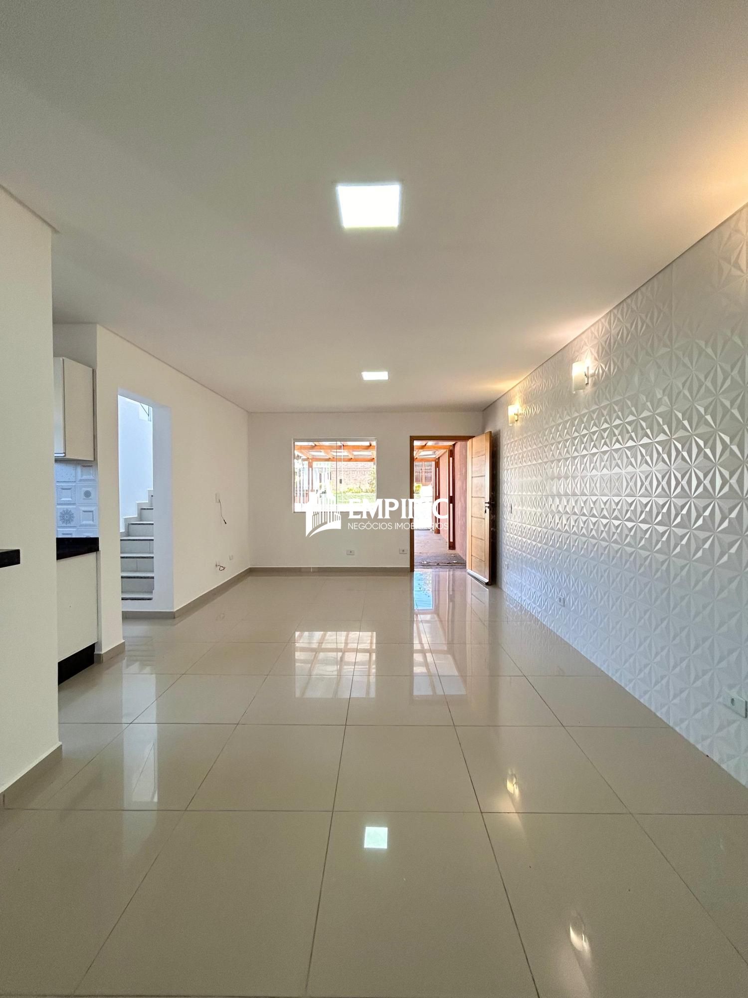 Casa à venda em Uvaranas, Ponta Grossa — Portal Chave Fácil