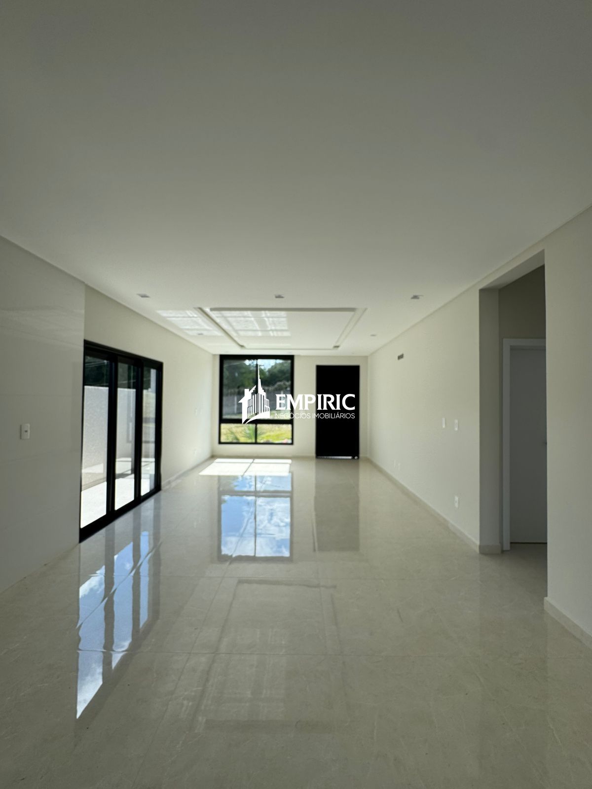 Casa à venda em Orfãs, Ponta Grossa — Portal Chave Fácil