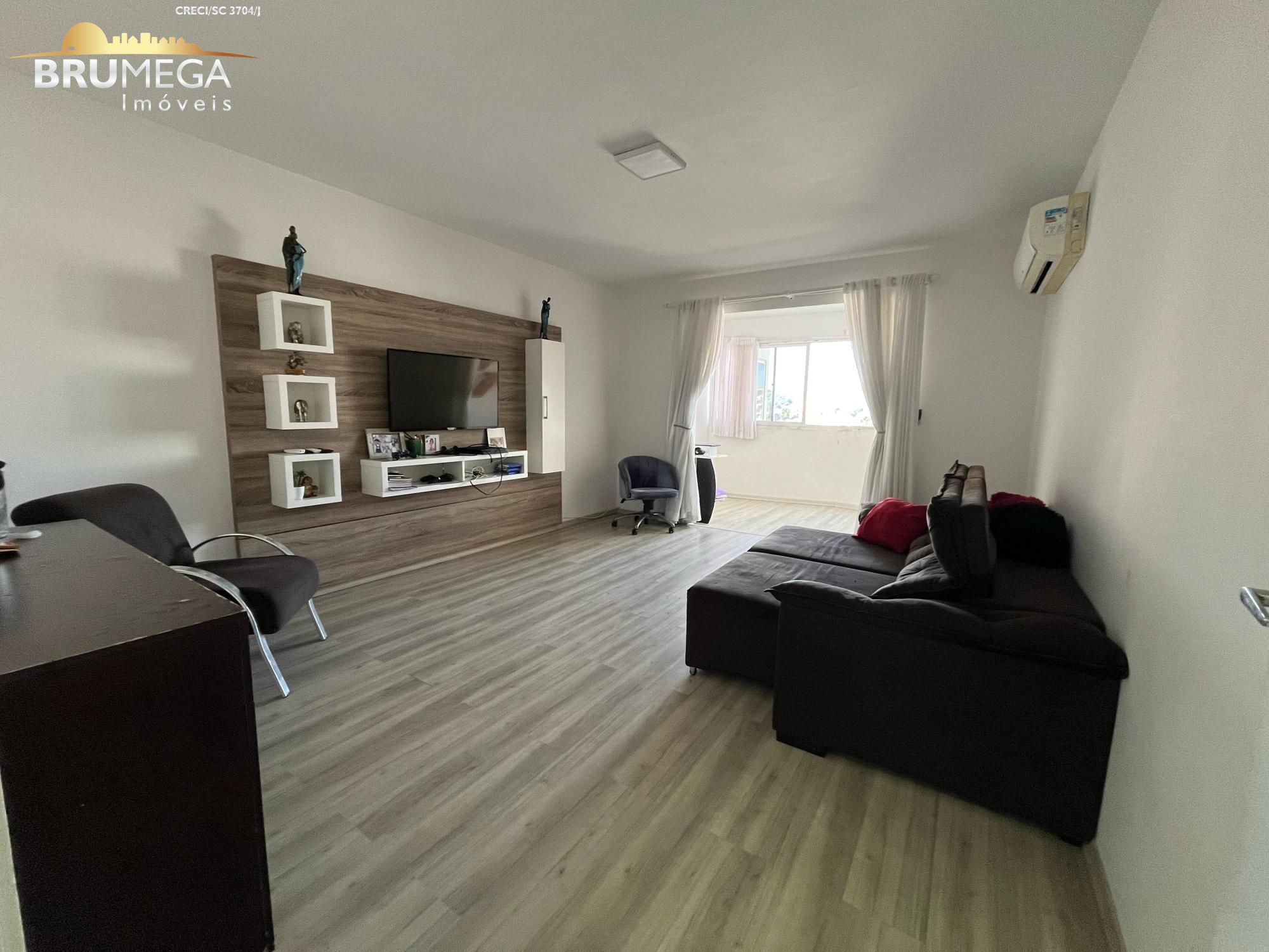 Cobertura de 4 quartos, 180m² no bairro Centro I, em Brusque | Eu Corretor