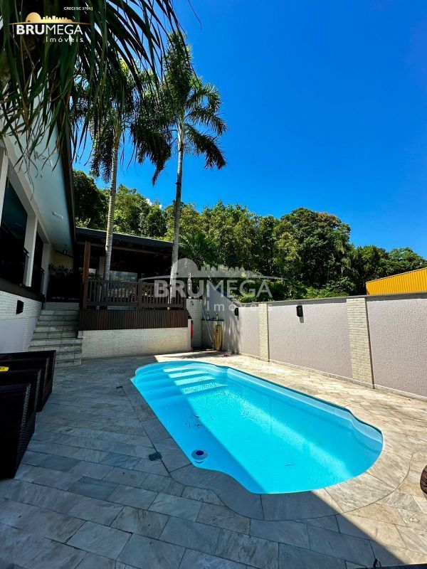Casa de 3 quartos, 350m² no bairro Steffen, em Brusque | Eu Corretor