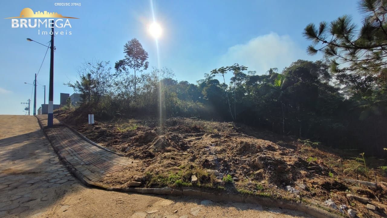 Lote/Terreno de 303m² no bairro Guabiruba Sul, em Guabiruba | Eu Corretor